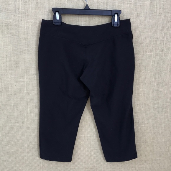 LN Nike Capri Dri-fit leggings - Sz L - Picture 2 of 5